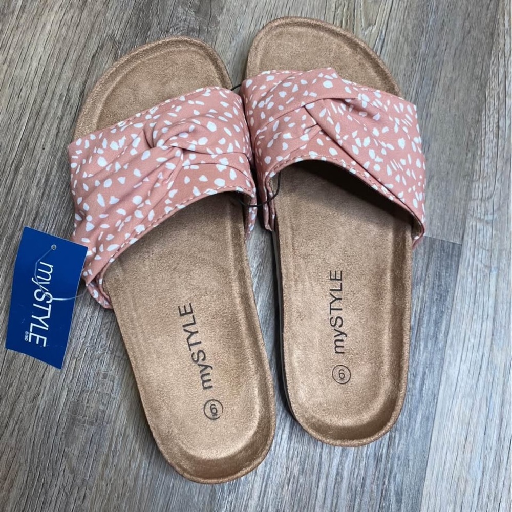 MY STYLE | NWT Women's Slide Sandals size 6